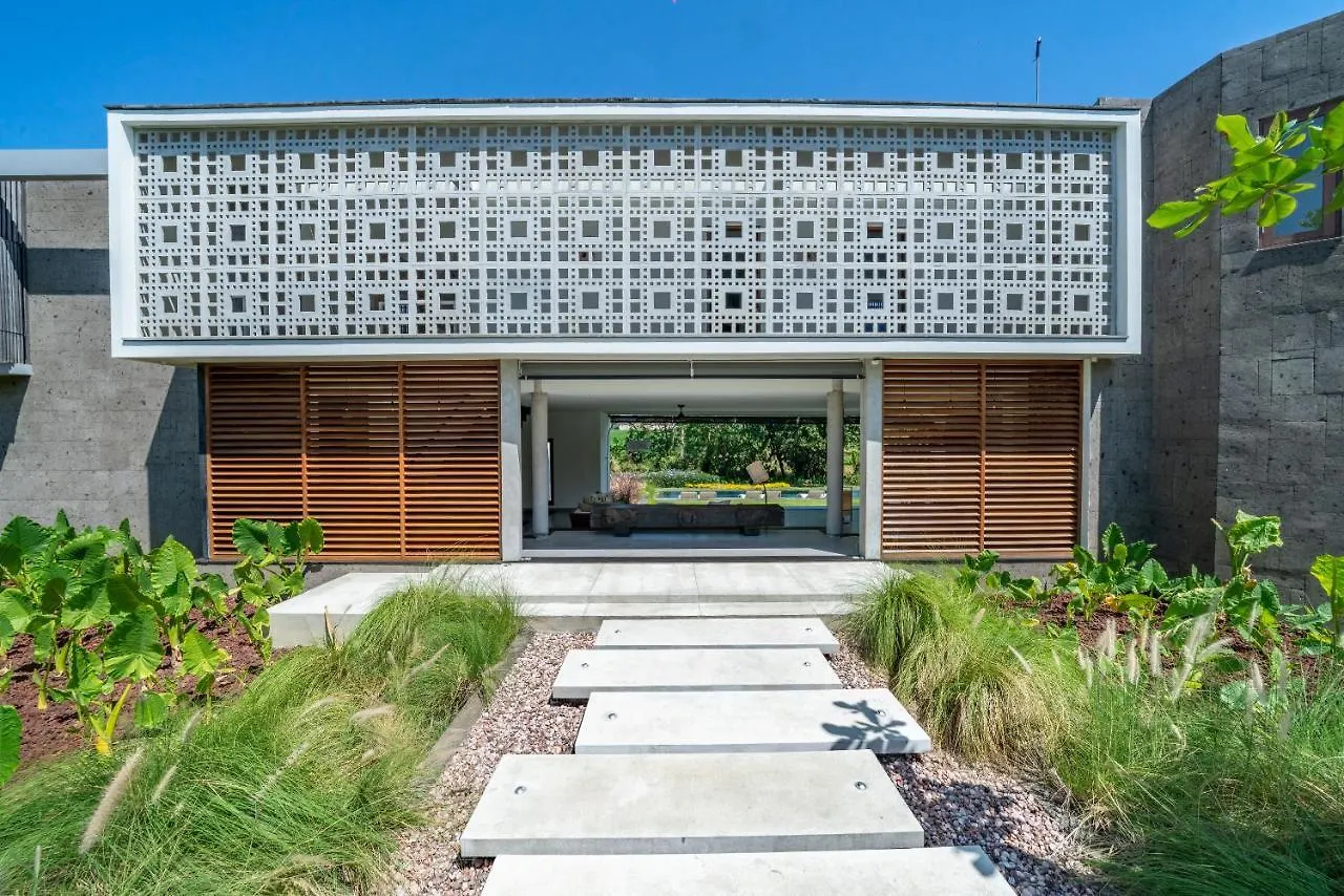 La Maison D'Ulysse - Luxury 4Br Villa Surrounded By Rice Paddies Kerobokan  0*, Kerobokan (Bali)