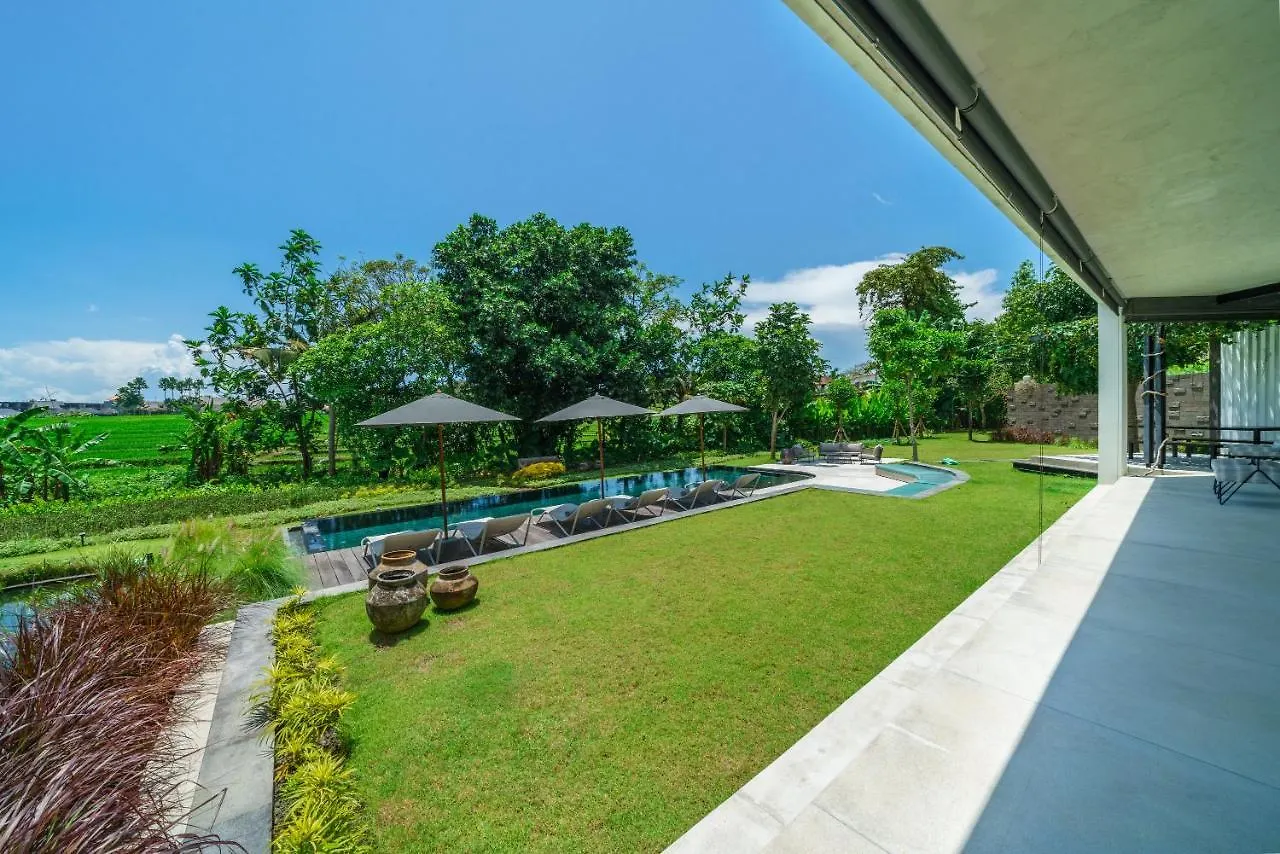 La Maison D'Ulysse - Luxury 4Br Villa Surrounded By Rice Paddies Kerobokan