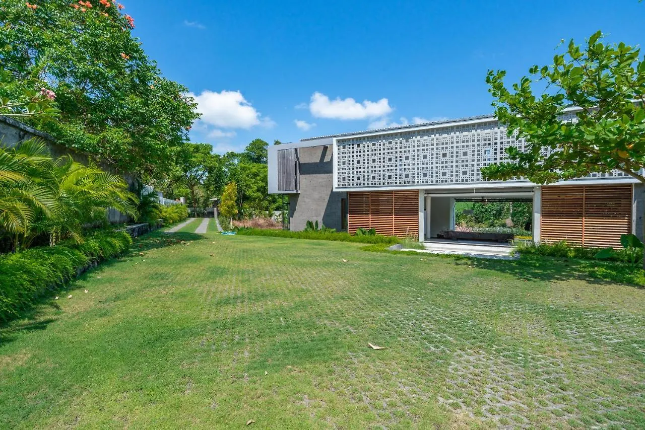 La Maison D'Ulysse - Luxury 4Br Villa Surrounded By Rice Paddies Kerobokan
