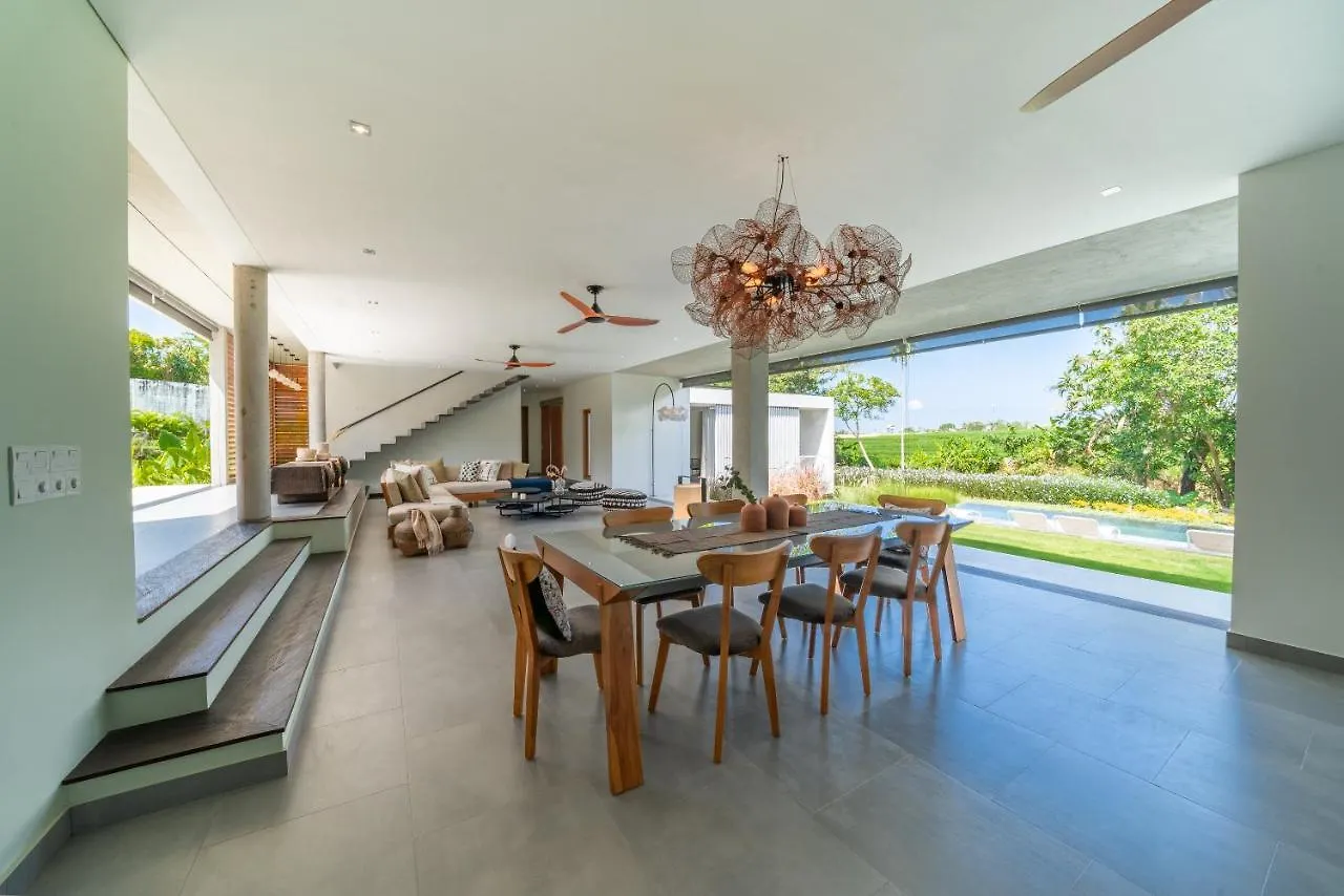 La Maison D'Ulysse - Luxury 4Br Villa Surrounded By Rice Paddies Kerobokan