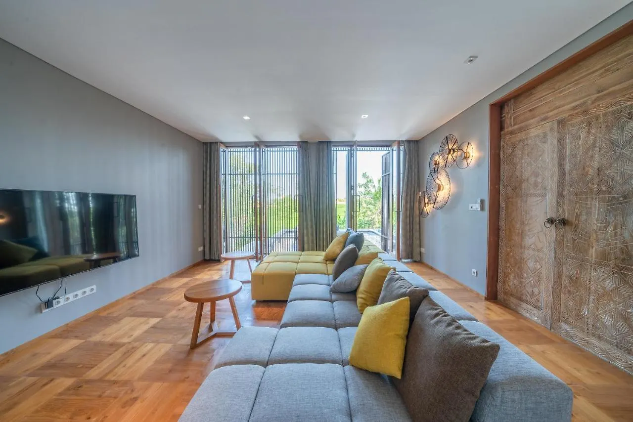 La Maison D'Ulysse - Luxury 4Br Villa Surrounded By Rice Paddies Kerobokan