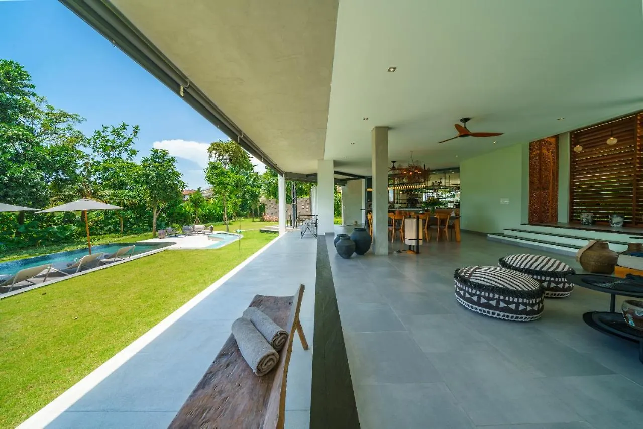 La Maison D'Ulysse - Luxury 4Br Villa Surrounded By Rice Paddies Kerobokan