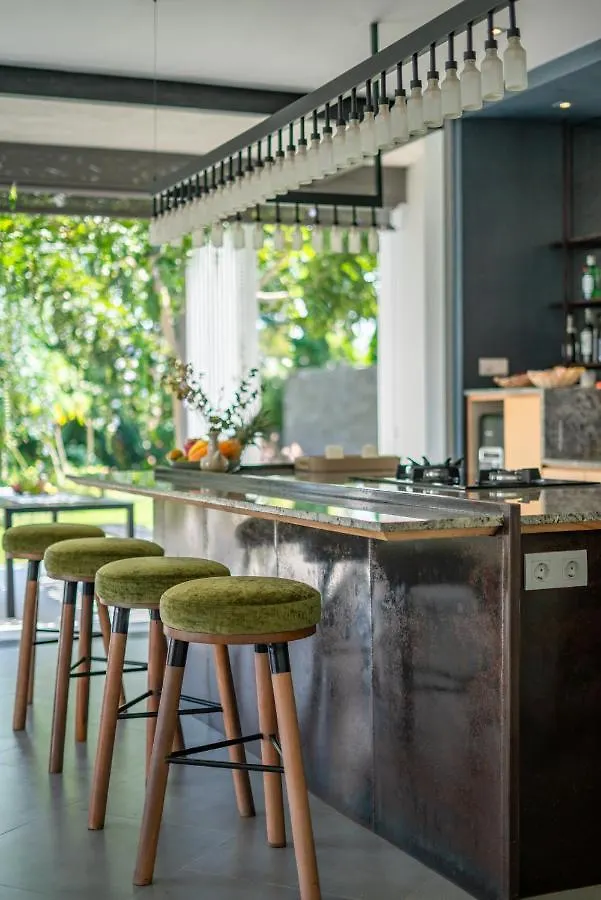 La Maison d'Ulysse - Luxury 4BR Villa Surrounded by Rice Paddies Kerobokan